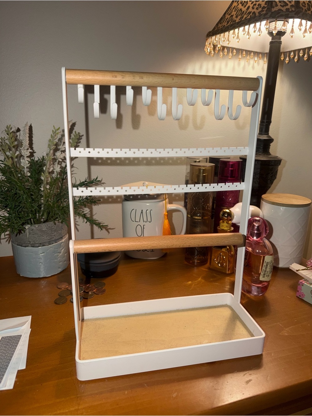 Amazon Essentials White and Wood Jewelry Organizer Stand